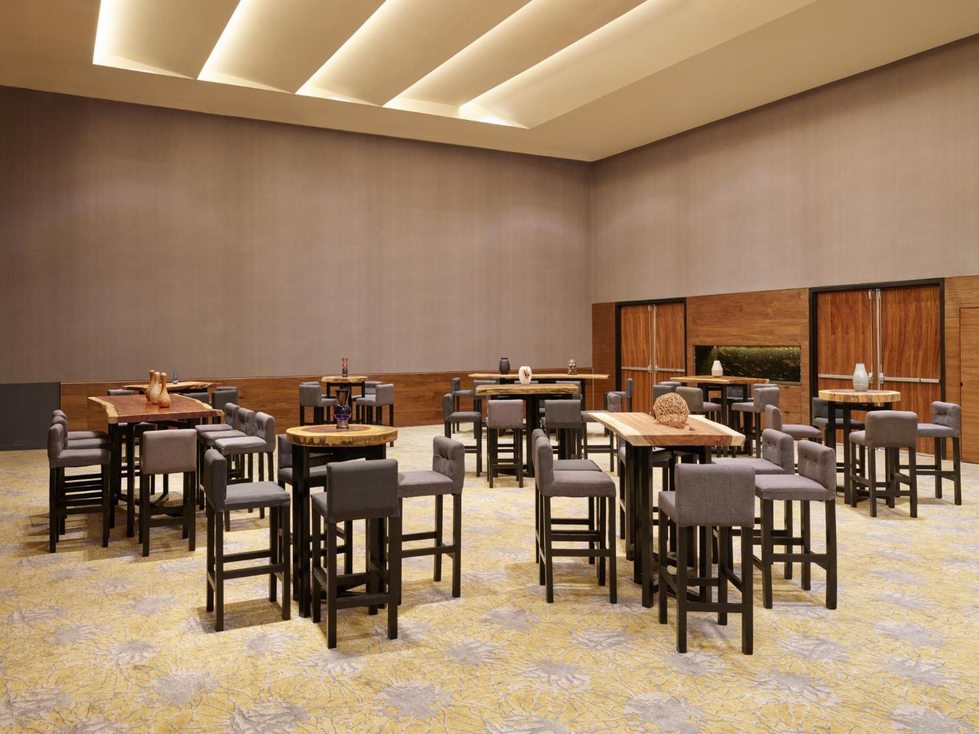 Fiesta Americana Viaducto Aeropuerto Mexico City Ngoại thất bức ảnh The Club at Changi Airport