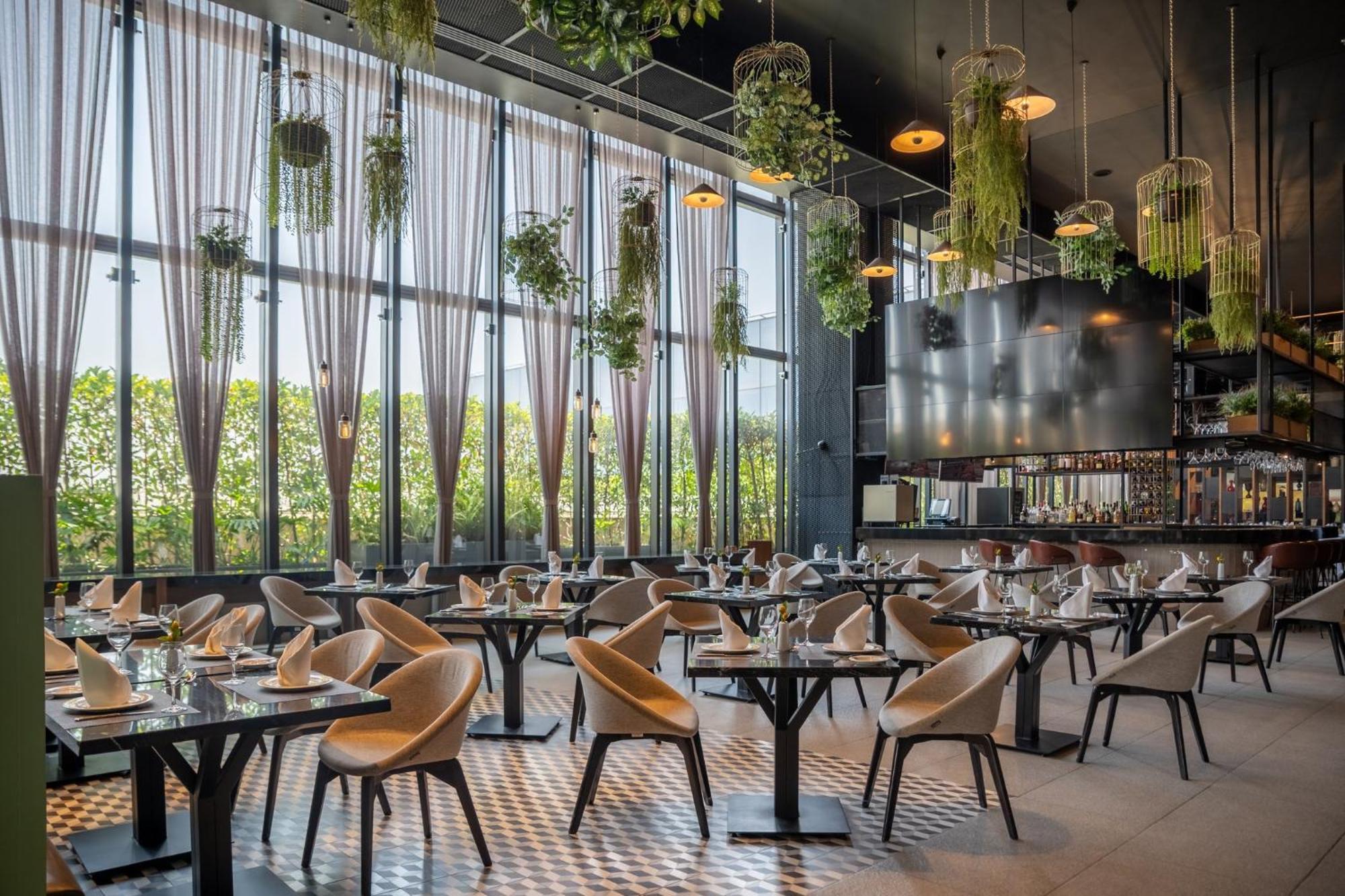 Fiesta Americana Viaducto Aeropuerto Mexico City Ngoại thất bức ảnh The interior of the restaurant